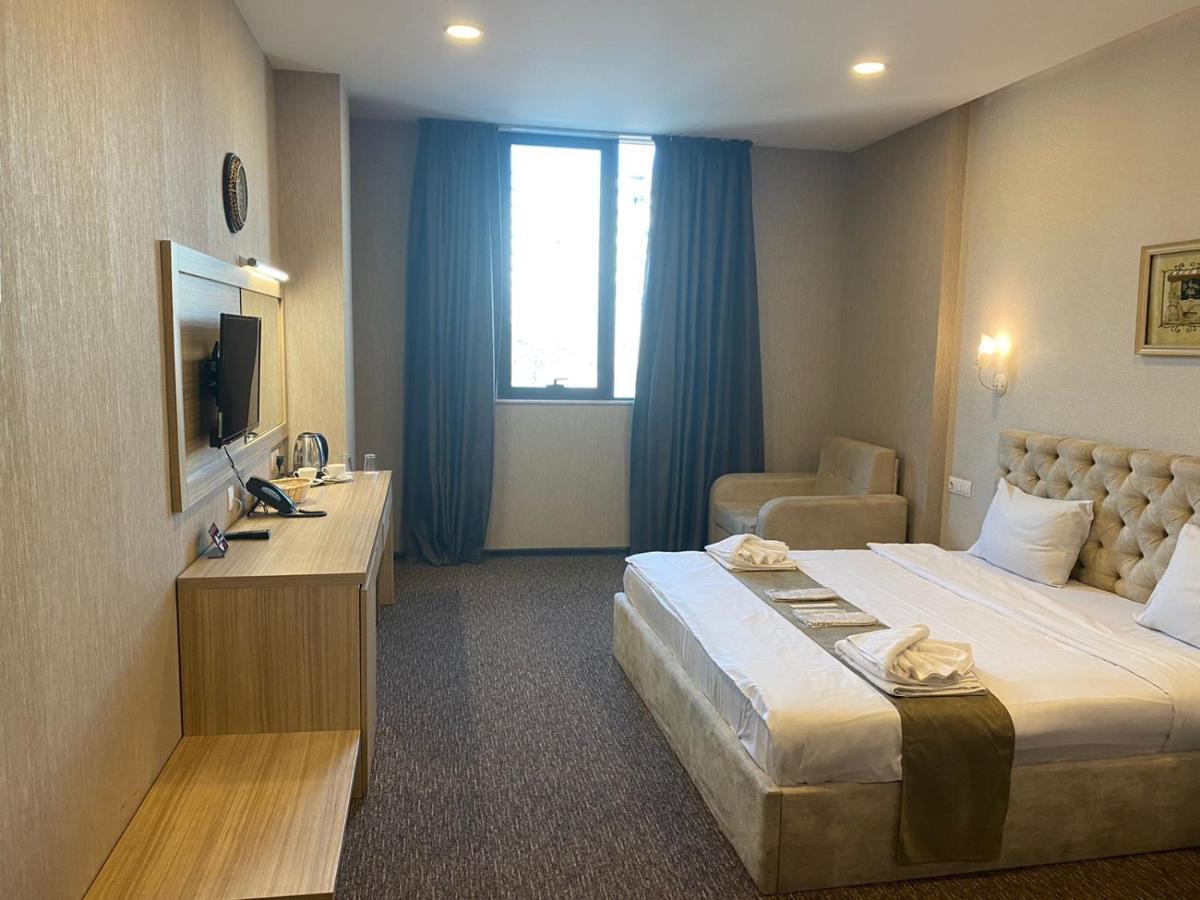 טביליסי Tbt Hotel מראה חיצוני תמונה