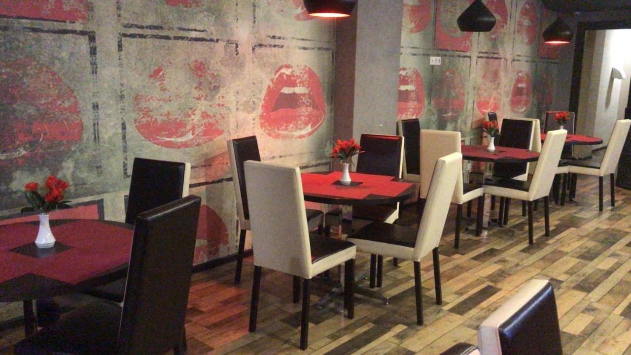 טביליסי Tbt Hotel מראה חיצוני תמונה